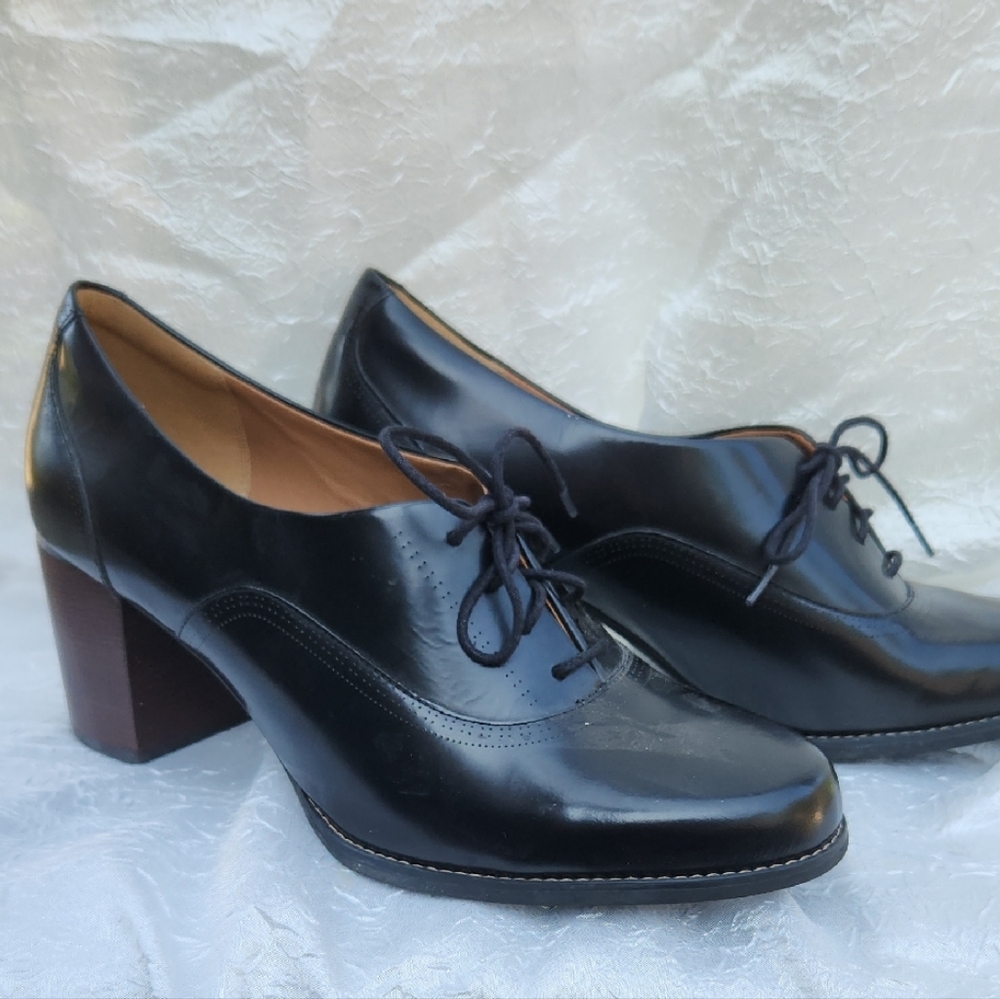 Clarks Black Women's Heeled Oxfords